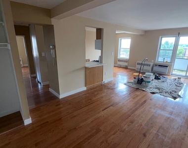 14-66 Bell Boulevard  - Photo Thumbnail 7