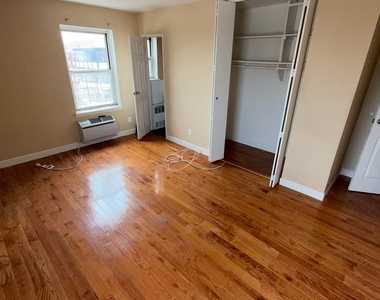 14-66 Bell Boulevard  - Photo Thumbnail 15
