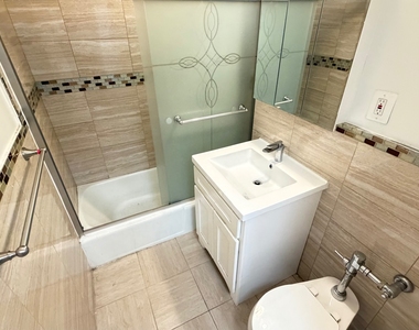 16-70 Bell Boulevard - Photo Thumbnail 6