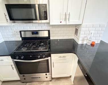 16-70 Bell Boulevard - Photo Thumbnail 2