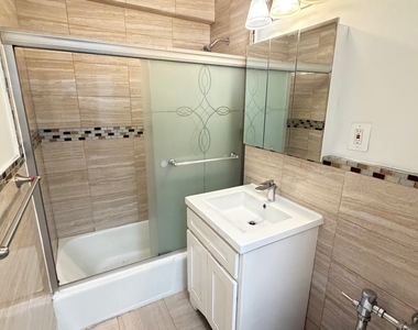 16-70 Bell Boulevard - Photo Thumbnail 7