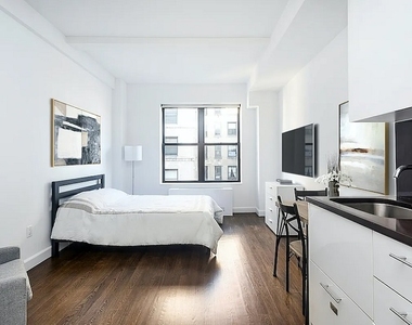 West 91st Street - Photo Thumbnail 1