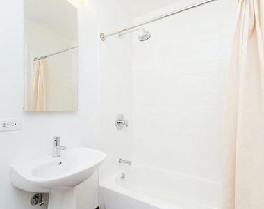 West 91st Street - Photo Thumbnail 3