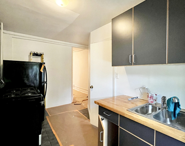 147 Starr Street - Photo Thumbnail 14