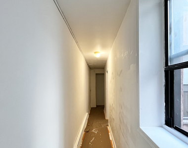 147 Starr Street - Photo Thumbnail 9
