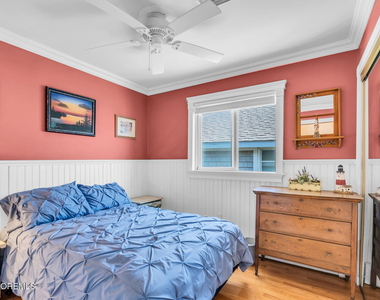 419 Beach Front - Photo Thumbnail 15