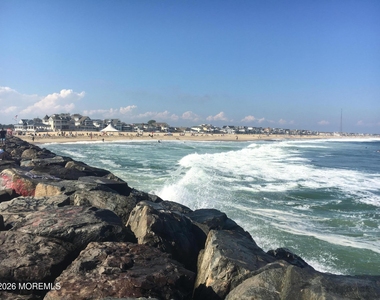 419 Beach Front - Photo Thumbnail 27