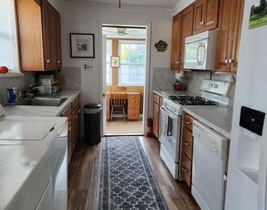 143 Osborne Avenue - Photo Thumbnail 1