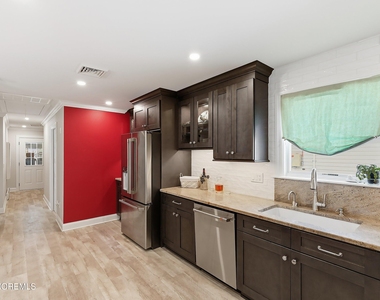 1734 Yorktowne Boulevard - Photo Thumbnail 14