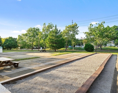 1734 Yorktowne Boulevard - Photo Thumbnail 33