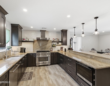 1734 Yorktowne Boulevard - Photo Thumbnail 13