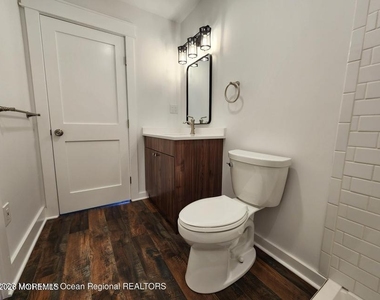 105 Summit Avenue - Photo Thumbnail 9