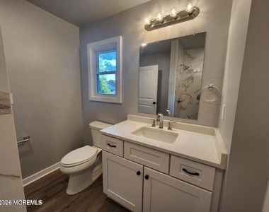 158 Mabel Avenue - Photo Thumbnail 14