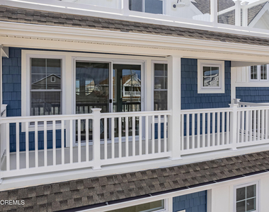 53 Fort Avenue - Photo Thumbnail 12