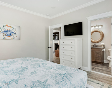 53 Fort Avenue - Photo Thumbnail 41