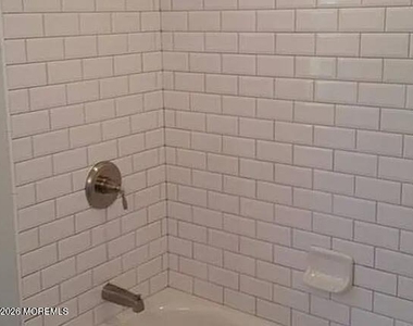 902 E Street - Photo Thumbnail 8