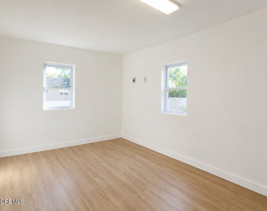 130 Court Street - Photo Thumbnail 5