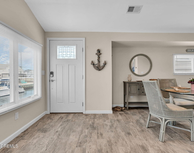 208 Mallard Lane - Photo Thumbnail 11