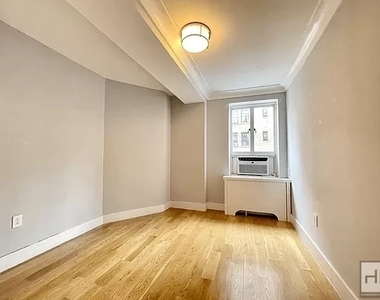 West End Avenue - Photo Thumbnail 1