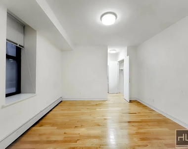 East 51 Street - Photo Thumbnail 1
