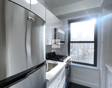 East 38th Street - Photo Thumbnail 1