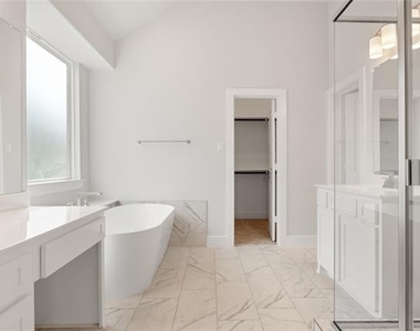 6109 White Creek Drive - Photo Thumbnail 24