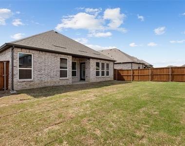 6109 White Creek Drive - Photo Thumbnail 27