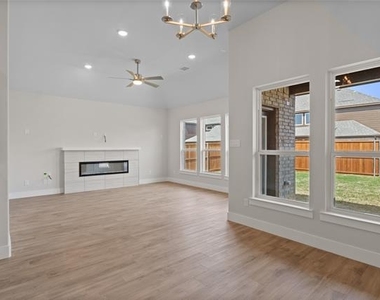 6109 White Creek Drive - Photo Thumbnail 15
