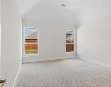 6109 White Creek Drive - Photo Thumbnail 21