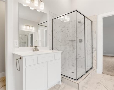 6109 White Creek Drive - Photo Thumbnail 25