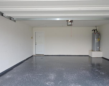 1210 Honeysuckle Drive - Photo Thumbnail 21
