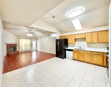 7006 Pickford Court - Photo Thumbnail 3