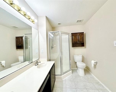 7006 Pickford Court - Photo Thumbnail 12