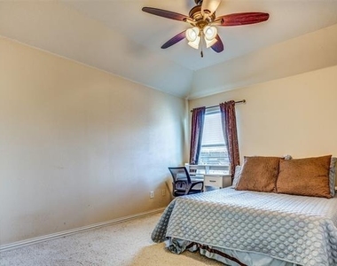 9716 Slide Street - Photo Thumbnail 25