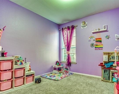 9716 Slide Street - Photo Thumbnail 20