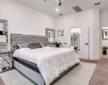 8509 Gray Squirrel Lane - Photo Thumbnail 13