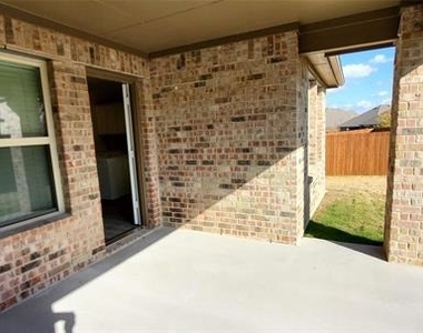 2107 Camellia Street - Photo Thumbnail 23