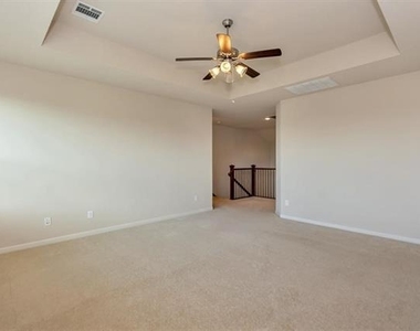 307 Palacio Street - Photo Thumbnail 10