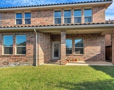 307 Palacio Street - Photo Thumbnail 11