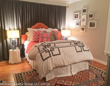 5526 Anita Street - Photo Thumbnail 7