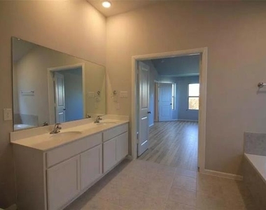 6125 Hightower - Photo Thumbnail 8