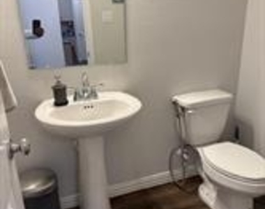 5912 Priory Drive - Photo Thumbnail 20