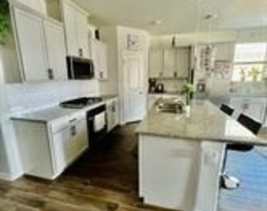 5912 Priory Drive - Photo Thumbnail 19