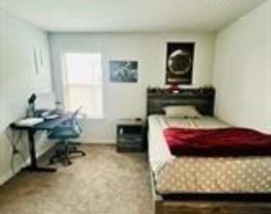 5912 Priory Drive - Photo Thumbnail 28