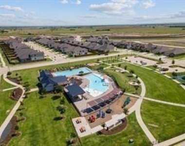 5912 Priory Drive - Photo Thumbnail 37