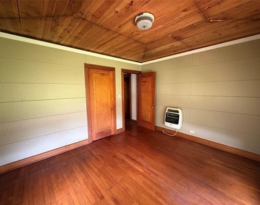 828 W Gandy Street - Photo Thumbnail 23