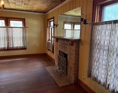 828 W Gandy Street - Photo Thumbnail 6