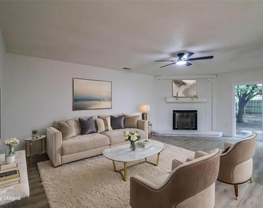 1314 Ontario Drive - Photo Thumbnail 5