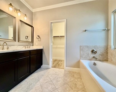 9220 Stewart Street - Photo Thumbnail 15