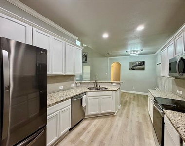 9220 Stewart Street - Photo Thumbnail 10